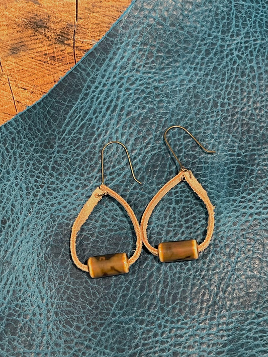 Earrings-leather/stone