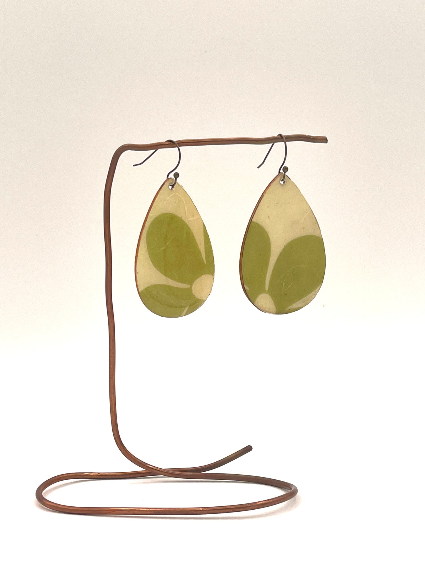 Earrings-wood w/flowers