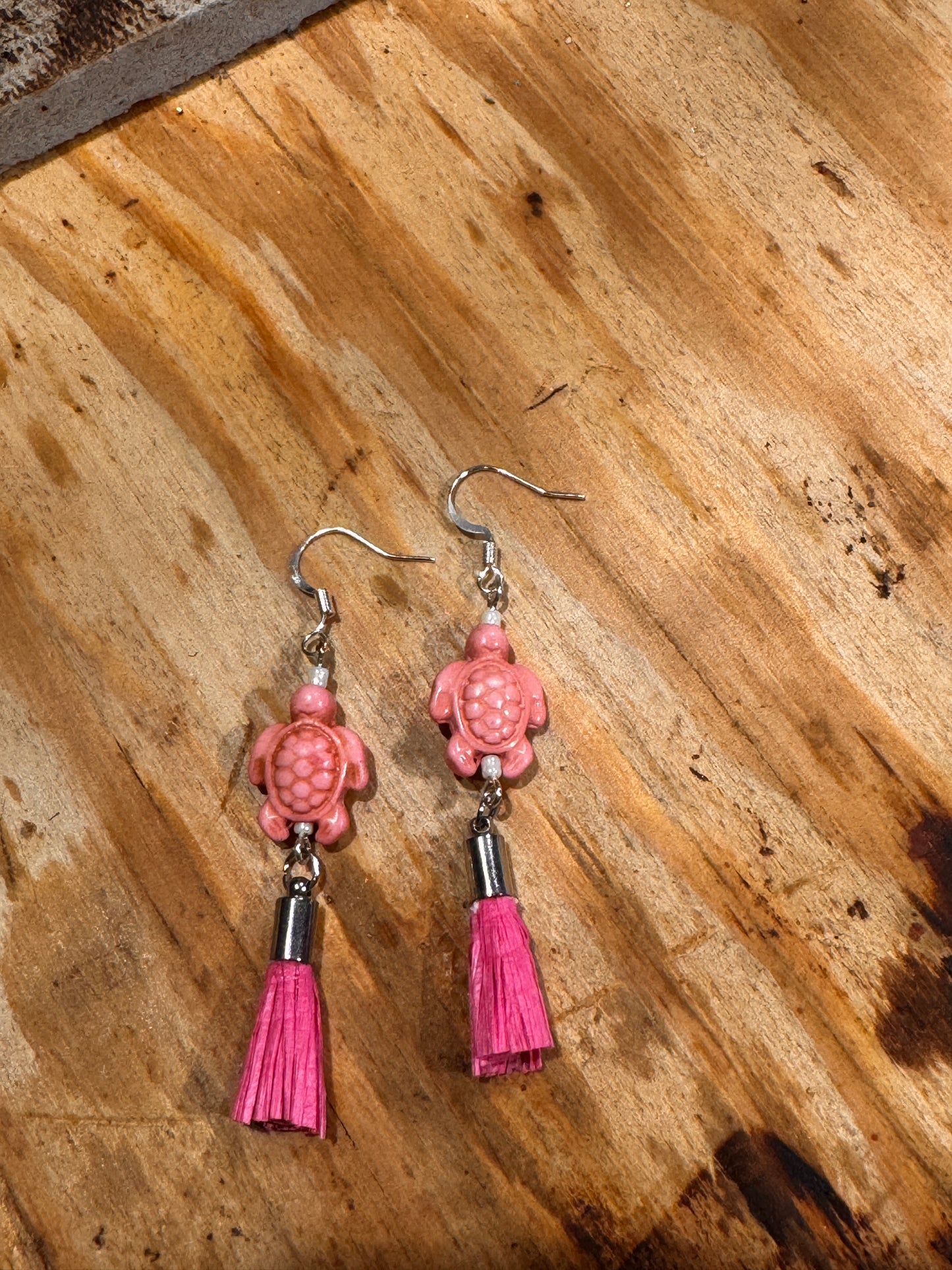 Earrings-turtle-pink tassel