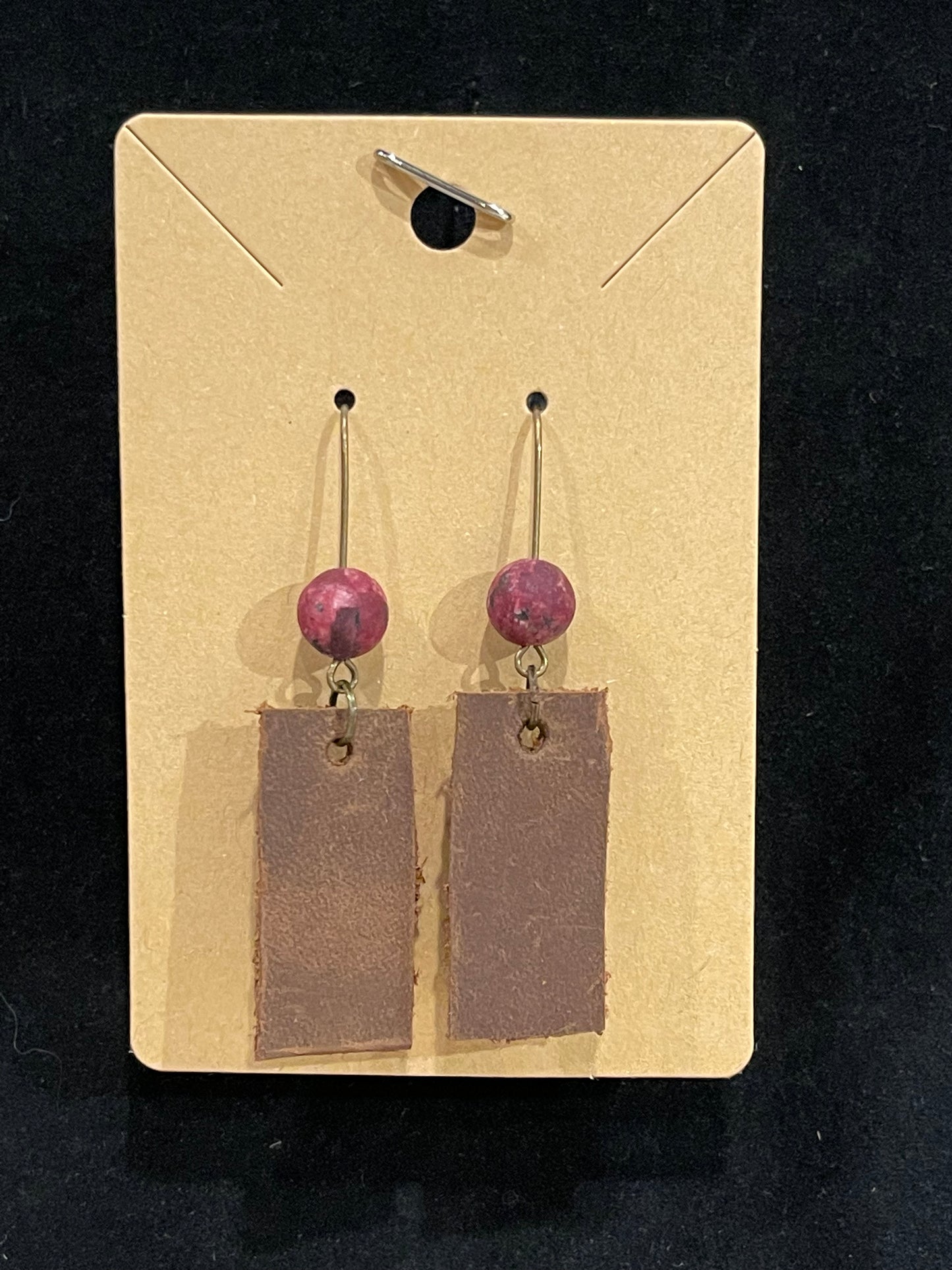 Earrings, leather, purple stone bead