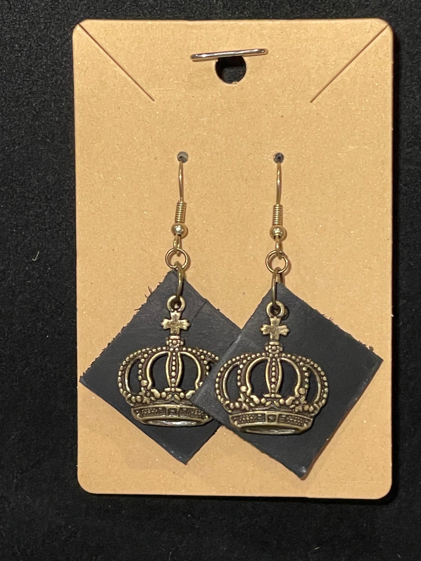 Earrings-Leather Black w/crown