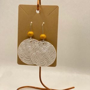 Earrings circle white