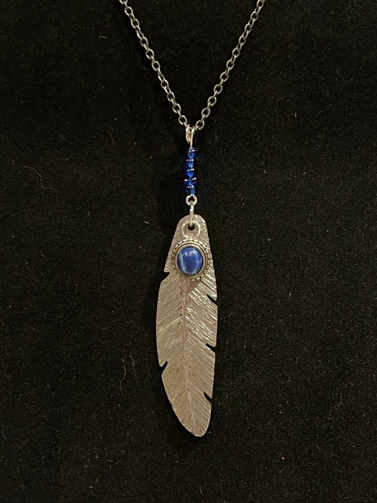 Necklace-up-cycled knife